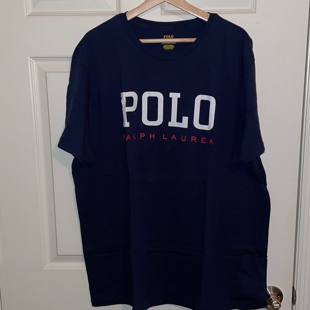 Men’s Ralph Lauren tshirt NWOT xxl never worn.